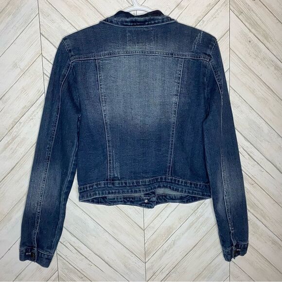 American rag slightly distressed denim jacket - Picture 7 of 10